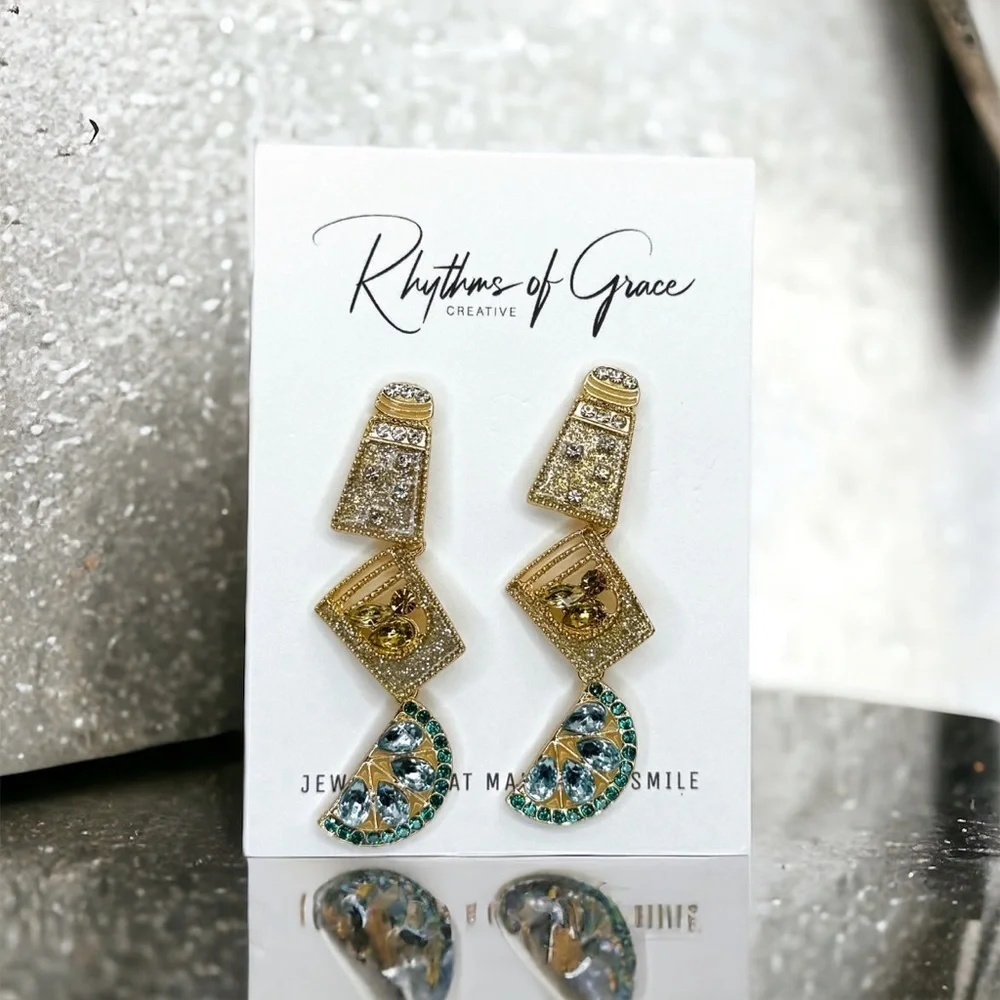 ✨Rhinestone Tequila Time Drop Earrings: Sip, Celebrate, Shine! NWT Tequila Shots